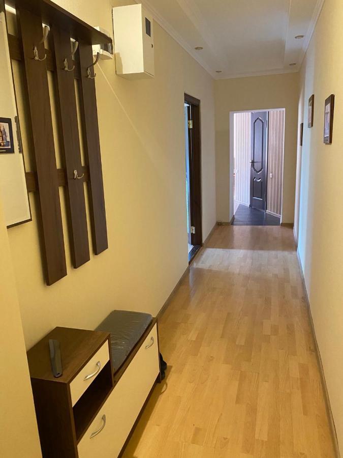 Апартаменты Центр,Возле Макдоналдс Vinnytsia Ngoại thất bức ảnh